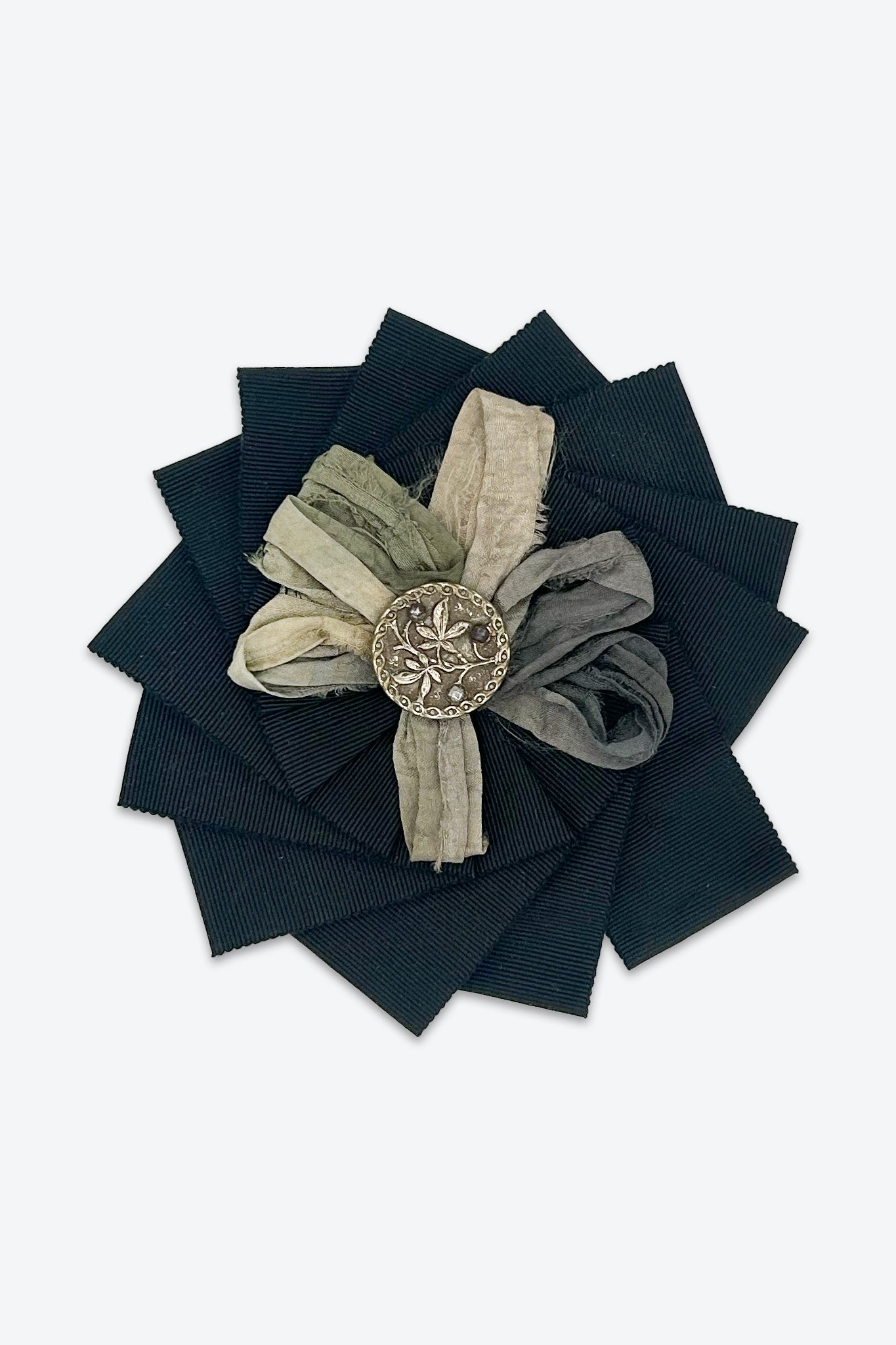 Black/Cream Brooch