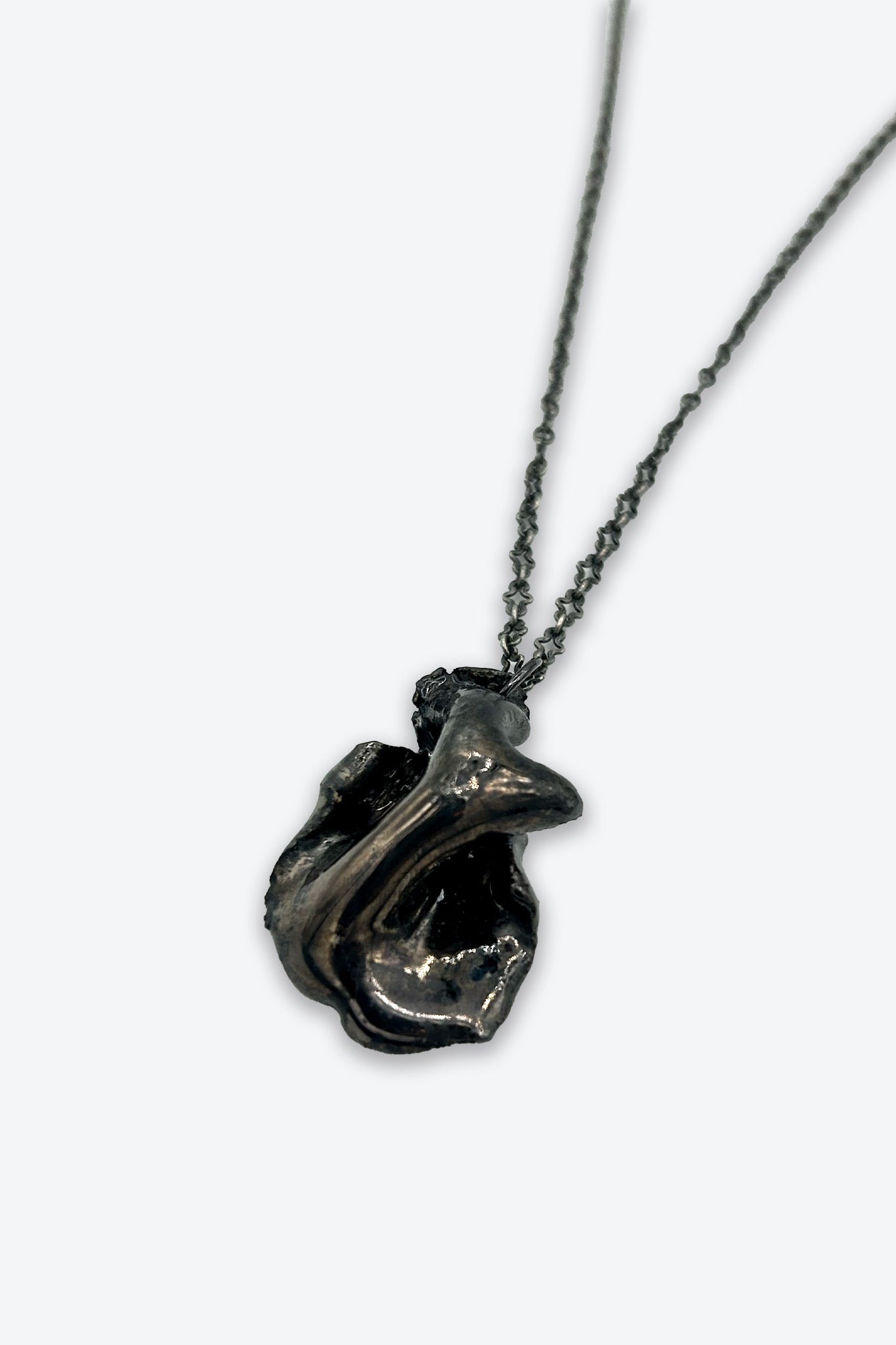 Metallic Pendant on Gunmetal Chain