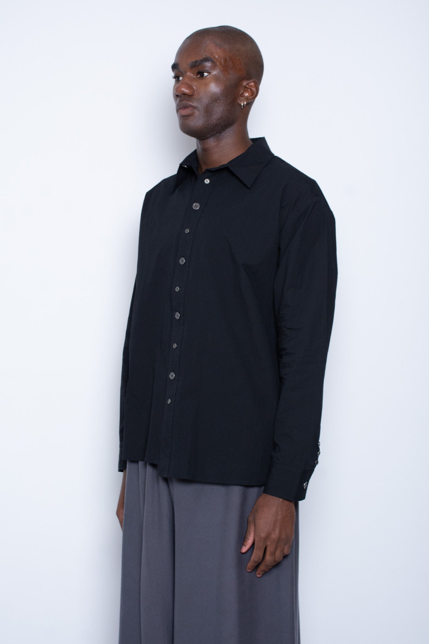 Lorica Button Up