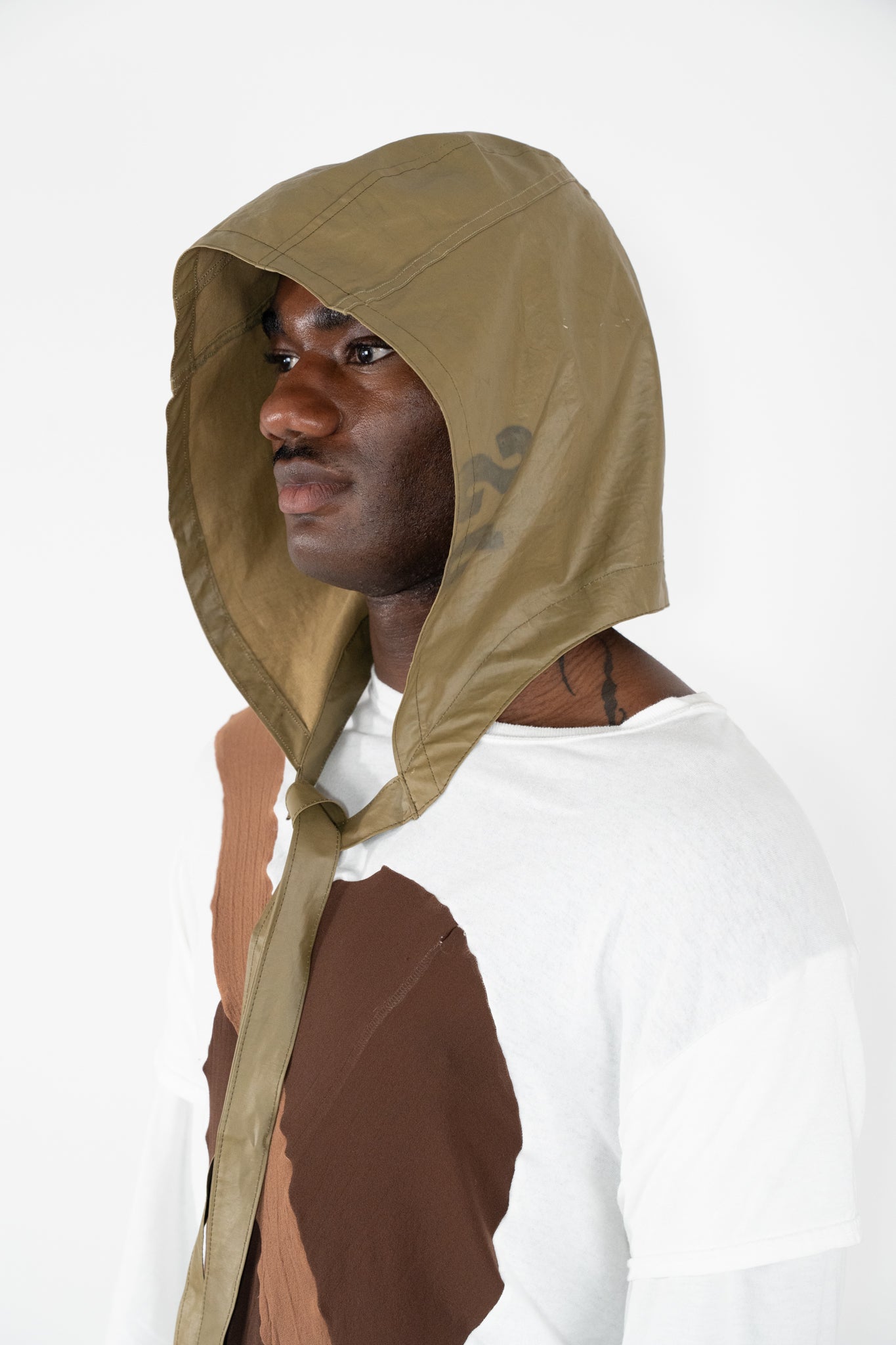 Green Tie Hood